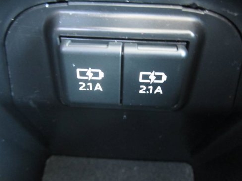 Used 2019 Toyota RAV4 XLE Premium image 45