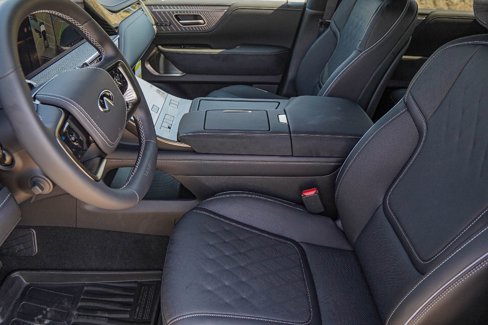 New 2026 INFINITI QX80 Autograph w/ Premium Cargo Package image 10
