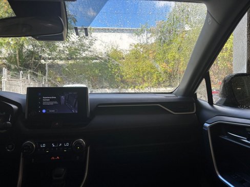Used 2024 Toyota RAV4 XLE image 35