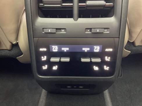 Used 2025 Porsche Macan 4 Electric image 24