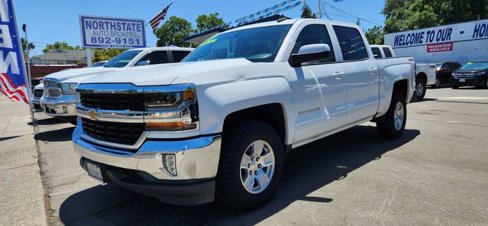 Used 2017 Chevrolet Silverado 1500 LT w/ LT Fleet Convenience Package image 2