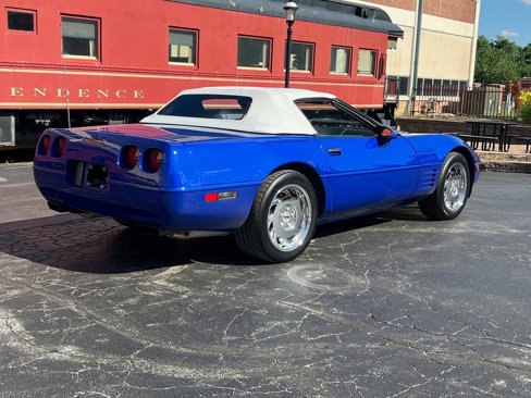 Used 1994 Chevrolet Corvette Convertible image 7