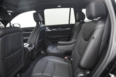 Used 2024 Cadillac XT6 Premium Luxury w/ Technology Package image 12