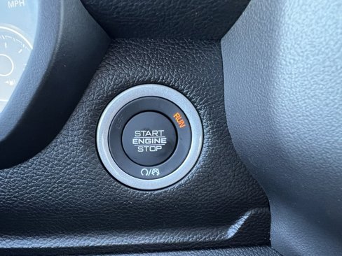 New 2026 RAM 1500 4x4 Crew Cab image 38