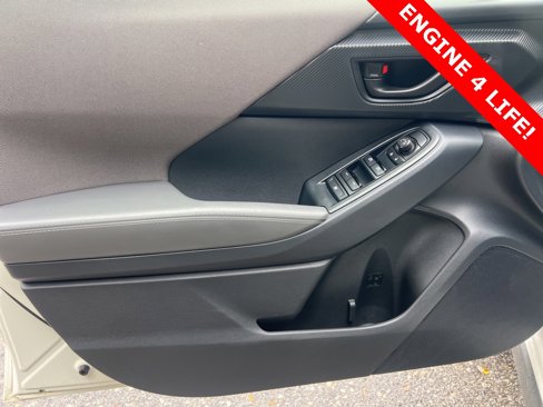 Used 2024 Subaru Crosstrek 2.0i Premium image 5