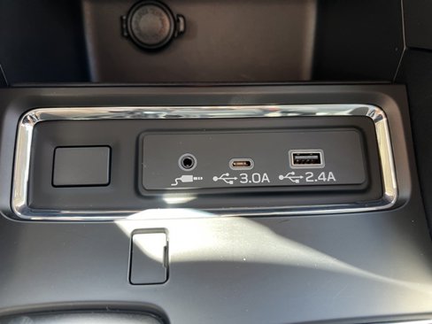 Used 2025 Subaru Ascent Onyx Edition w/ Onyx Package image 19