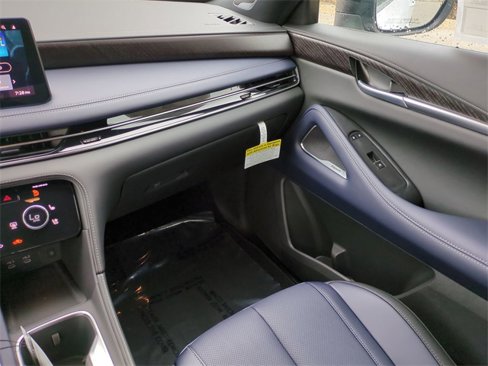 New 2026 INFINITI QX60 Luxe w/ Dark Cargo Package image 17
