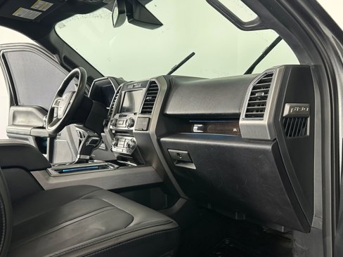 Used 2015 Ford F150 Platinum w/ Equipment Group 701A Luxury image 42
