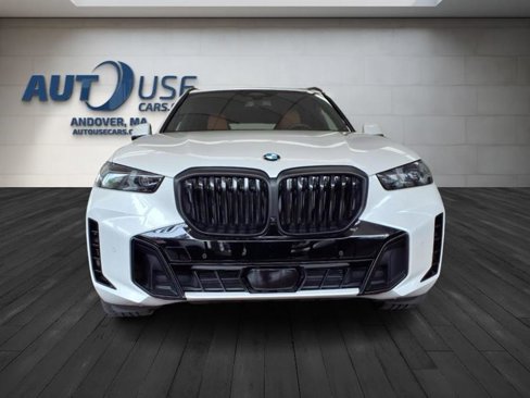 Used 2025 BMW X5 xDrive40i w/ M Sport Package image 2