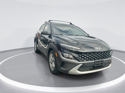 Used 2023 Hyundai Kona SEL w/ Convenience Package image 2