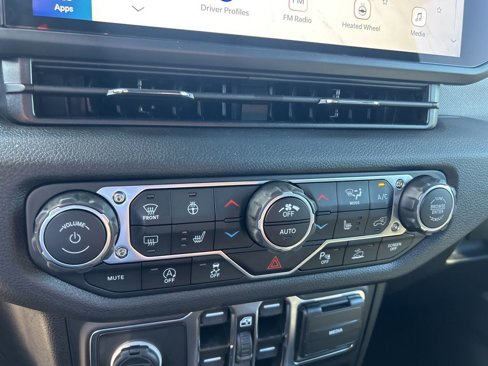 New 2025 Jeep Wrangler Sport S image 40