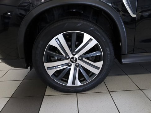 Used 2024 Mitsubishi Outlander Sport SE image 16