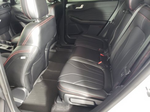 Used 2025 Ford Escape ST-Line Elite w/ Premium Technology Package image 12