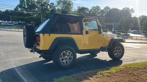 Used 2004 Jeep Wrangler 4WD image 11