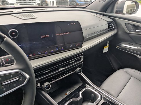 New 2026 Chevrolet Traverse LT w/ Enhanced Driving Package image 23