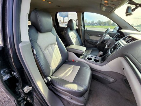 Used 2015 GMC Acadia SLE image 15