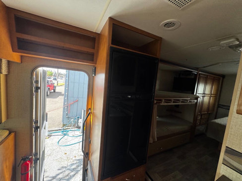 Used 2016 Ford E-450 and Econoline 450 Super Duty w/ Motorhome Prep Package image 67