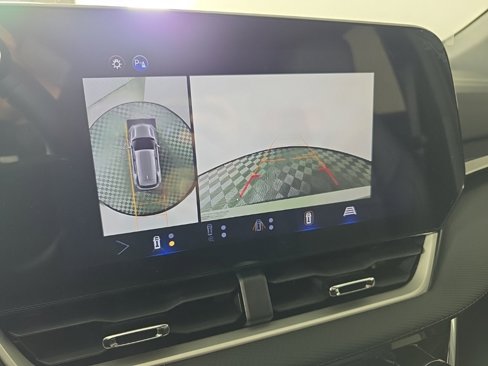 New 2026 Chevrolet Equinox LT w/ Convenience Package II image 19
