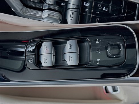 New 2026 Mercedes-Benz S 580 4MATIC Sedan image 18
