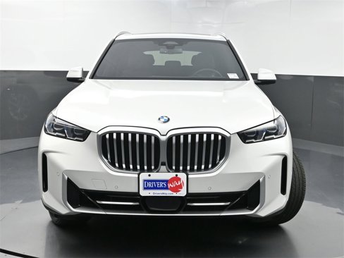 Used 2024 BMW X5 xDrive40i w/ Premium Package image 42