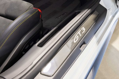 Used 2022 Porsche 911 GT3 image 13