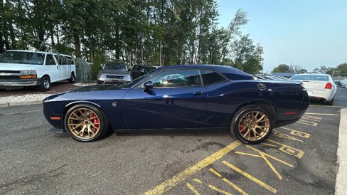 Used 2016 Dodge Challenger SRT Hellcat image 3
