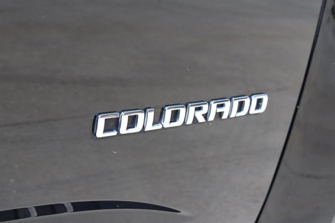 Used 2017 Chevrolet Colorado LT w/ Luxury Package, Chrome image 11