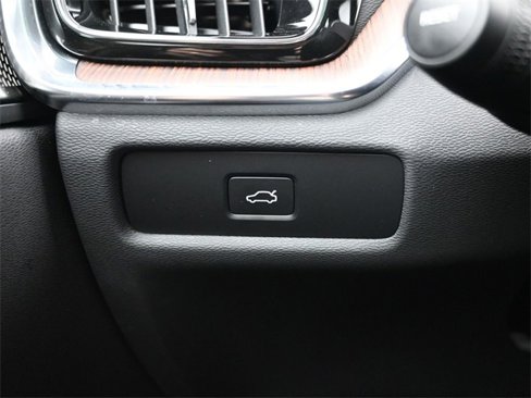 Used 2025 Volvo S60 B5 Plus w/ Protection Package Premier image 28