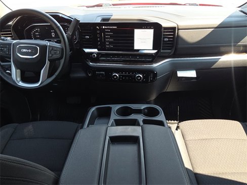 Used 2025 GMC Sierra 1500 Elevation image 11