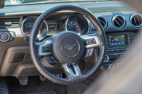 Used 2017 Ford Mustang Coupe image 19