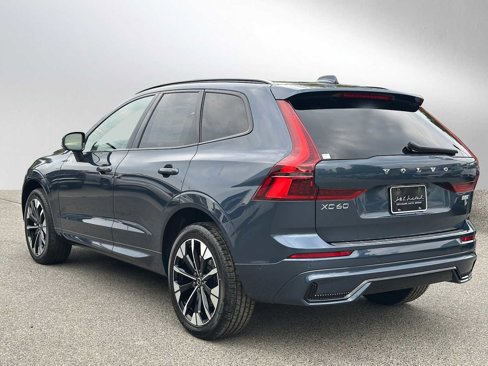 New 2026 Volvo XC60 B5 Plus w/ Protection Package Premier image 5