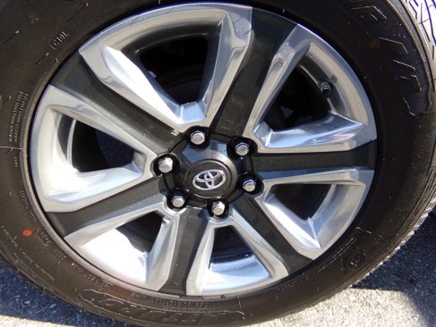 Used 2016 Toyota Tacoma Limited image 74