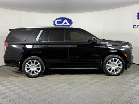 Used 2024 Chevrolet Tahoe High Country w/ Advanced Technology Package image 3