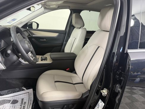New 2025 MAZDA CX-90 3.3 Turbo w/ Preferred Package image 13