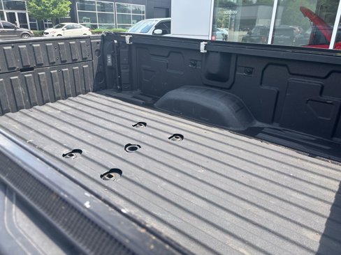 Used 2024 GMC Sierra 3500 Denali w/ Denali Reserve Package image 18