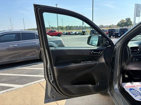 Used 2024 Dodge Durango GT image 10