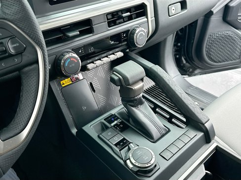 New 2025 Toyota Tacoma SR5 image 12