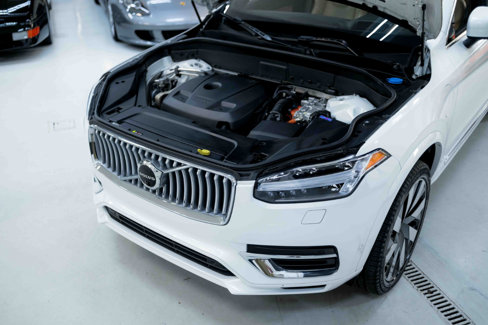 Used 2023 Volvo XC90 T8 Ultimate w/ Lounge Package image 77
