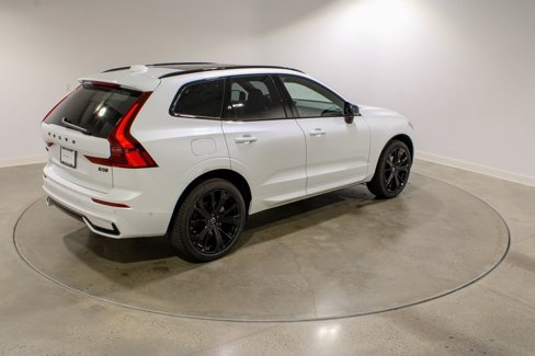 New 2026 Volvo XC60 B5 Ultra w/ Climate Package image 5