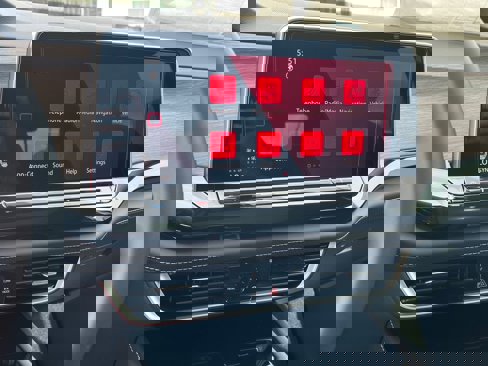 New 2025 Volkswagen Atlas SEL image 21