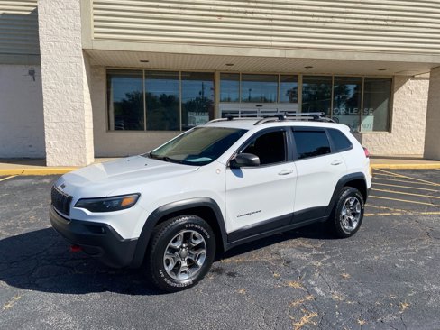Used 2019 Jeep Cherokee Trailhawk w/ Cold Weather Group image 1