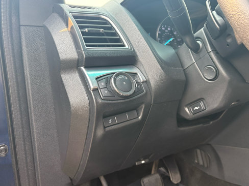 Used 2017 Ford Explorer Limited image 14
