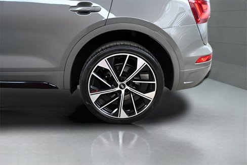 Used 2024 Audi SQ5 Premium Plus w/ Premium Plus Package image 10