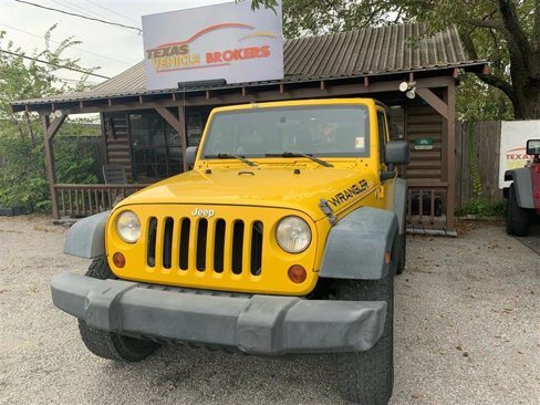 Used 2009 Jeep Wrangler X image 3