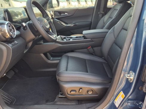 New 2026 Chevrolet Equinox LT image 6