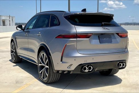 New 2026 Jaguar F-PACE SVR image 3
