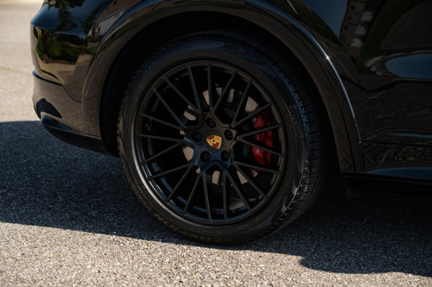 Used 2021 Porsche Cayenne GTS image 26