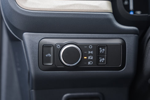 New 2025 Ford Maverick Lariat w/ 4K Tow Package image 12
