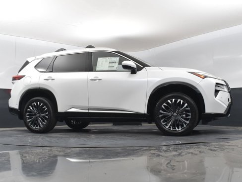 New 2026 Nissan Rogue Platinum image 37
