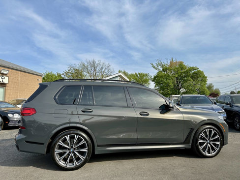 Used 2021 BMW X7 M50i image 9